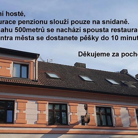 Penzion U Kohoutka باردوبيتسه المظهر الخارجي الصورة